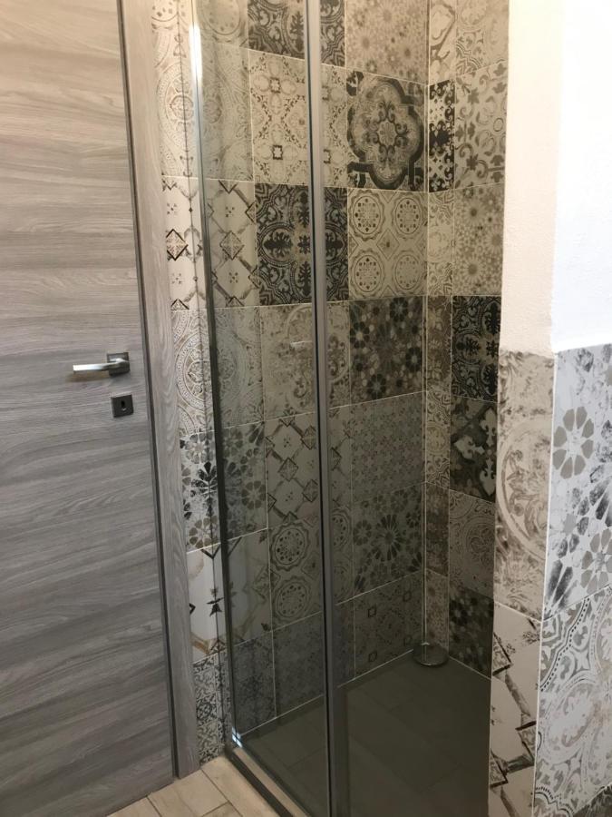 La Rosa App Apartment Livorno Ngoại thất bức ảnh